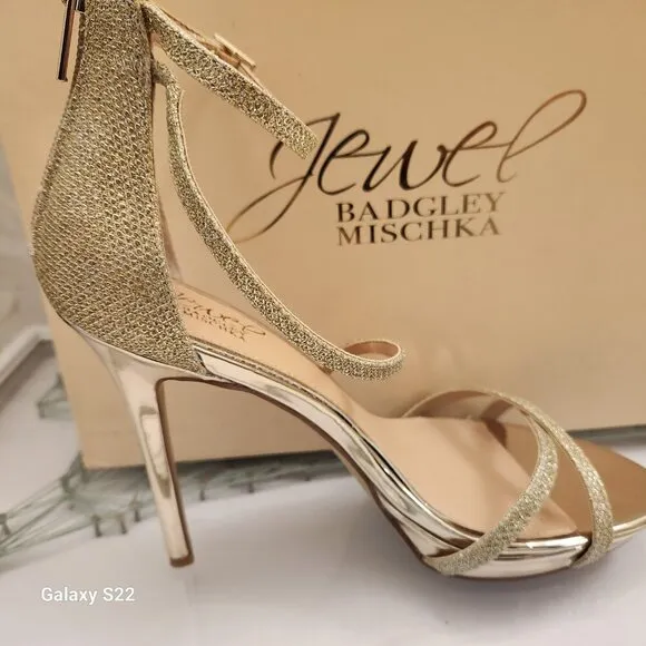 Jewel Badgley Mischka &quot;Galen&quot; Gold Heeled Sandals. NIB. Size 7