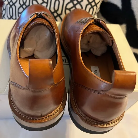 NEW IN BOX STEVE MADDEN MENS DRESS SHOES